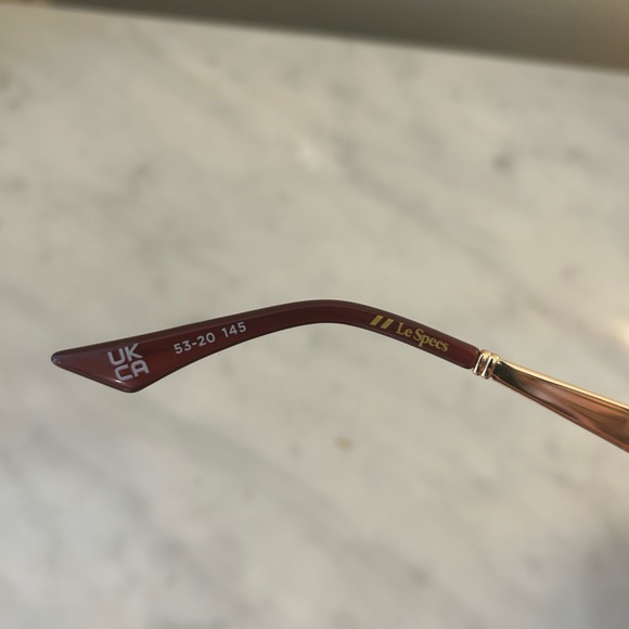 Missoma x Le Specs Orion Ridge Sunglasses in Burgandy - Picture 5 of 6